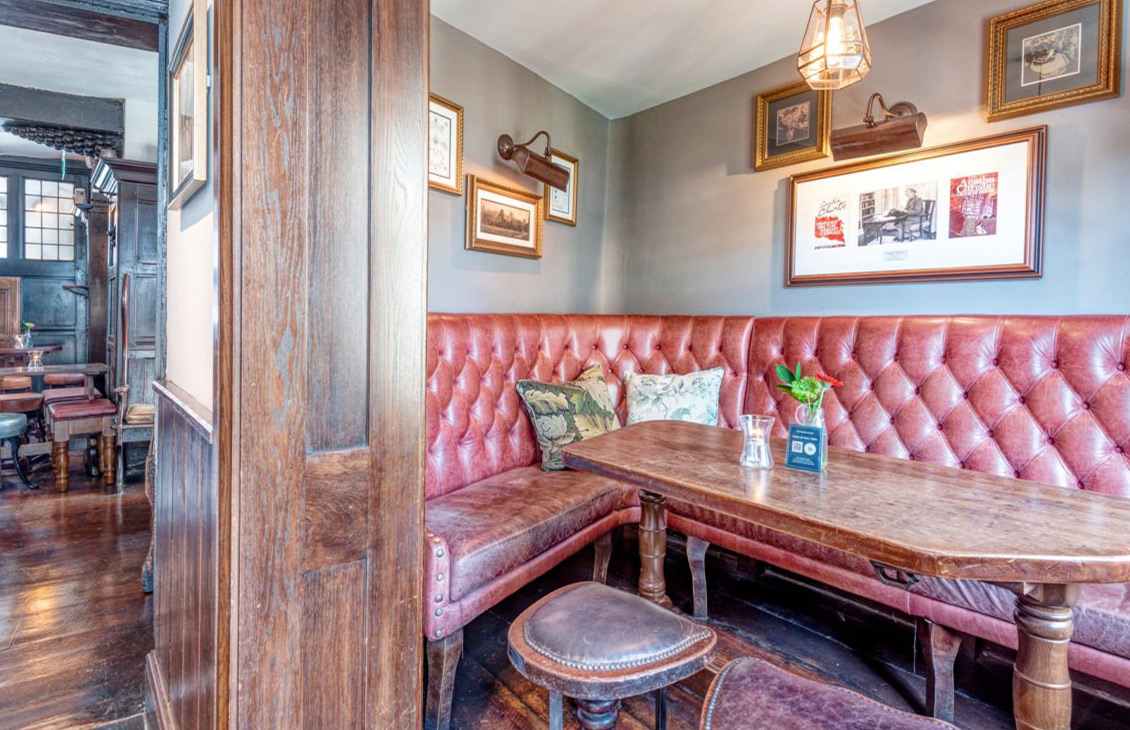 thewindsorcastlekensington-groupbookings-img-business.jpg